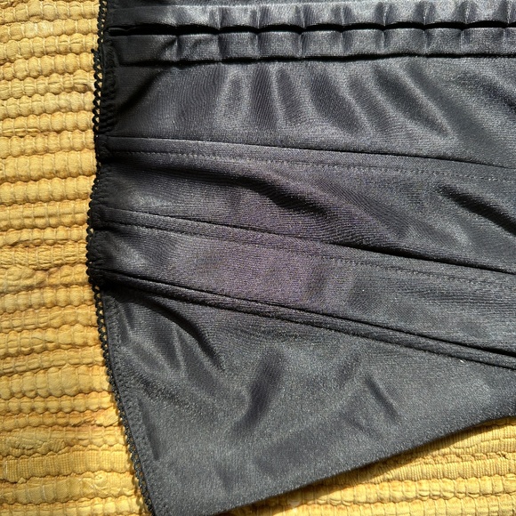 Marciano Corset-top with Boning Size L , Black 3/4 length sleeves - Picture 3 of 7